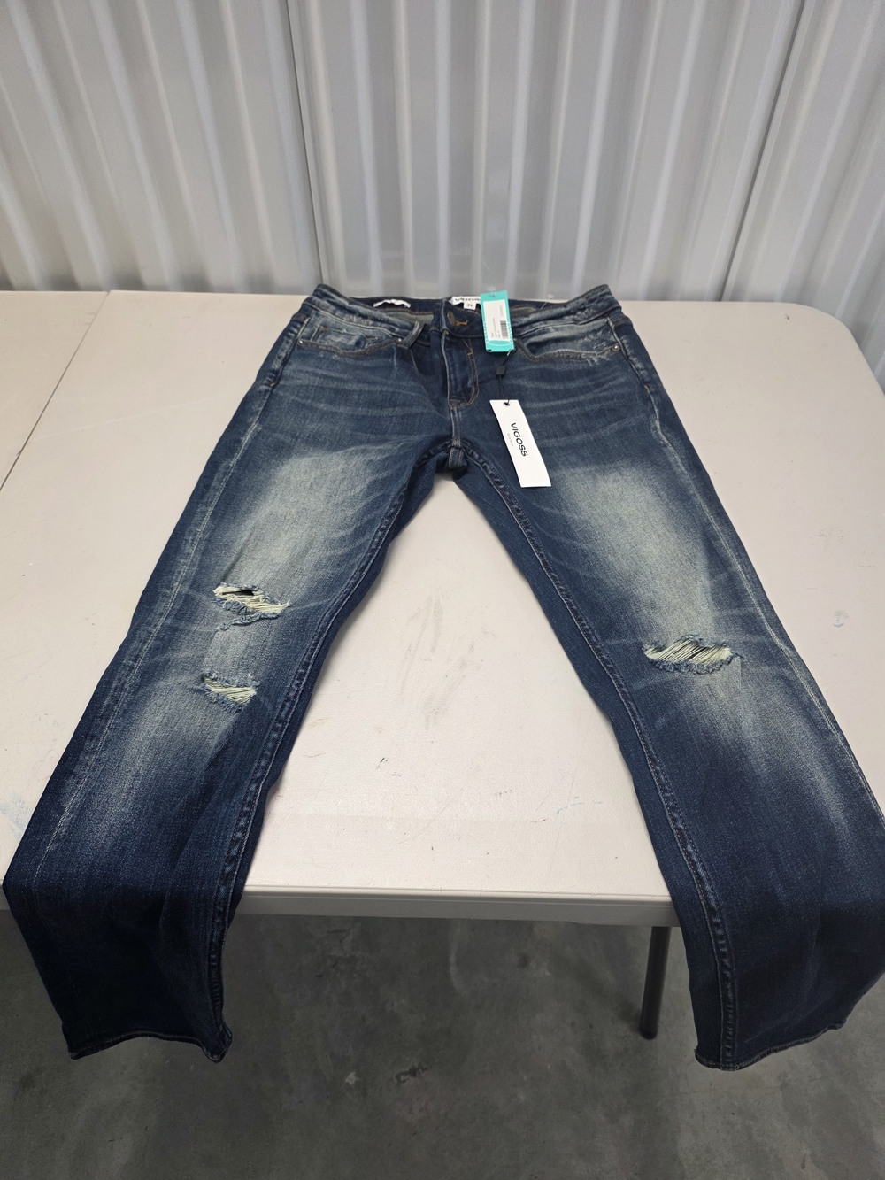 Vigoss Jagger Skinny Distressed Jean Women’s Size 29x28 NWT
